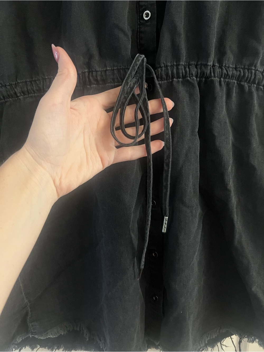 PAIGE Jaylin button-down denim shirt dress in a faded black wash - Picture 6 of 11
